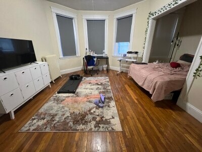 Photo - 225 Kelton St
