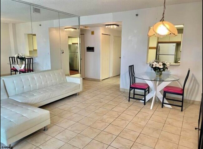 Photo - 3101 Boardwalk Unit 1210-2