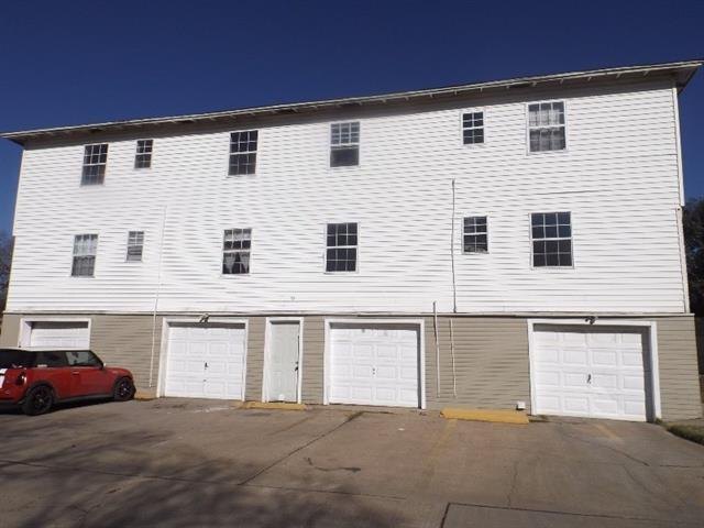 2216 Riverview Dr Unit A