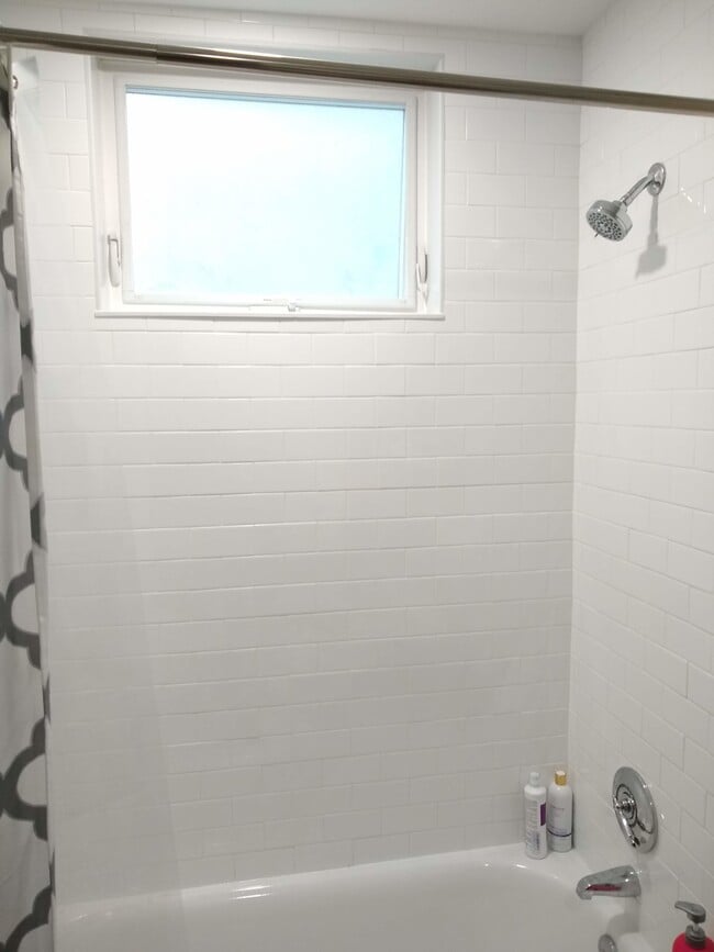 Photo - 17 Ashley St Unit 1