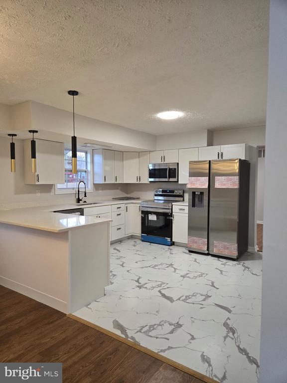 Building Photo - 732 Narrowleaf Dr