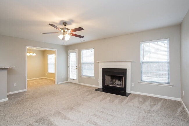 Photo - 1613 Brown Owl Dr