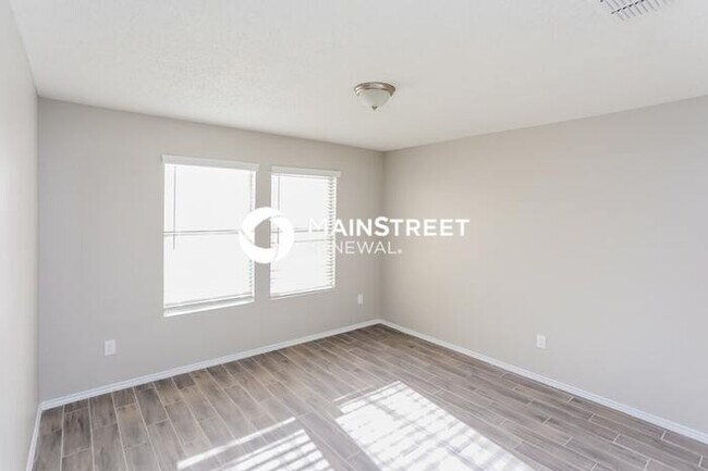 Photo - 3 Bedroom Pet-Friendly Home in MESQUITE, TX with Main Street Renewal