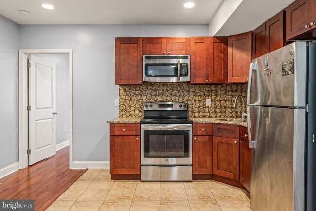 Photo - 1419 N 17th St Unidad A