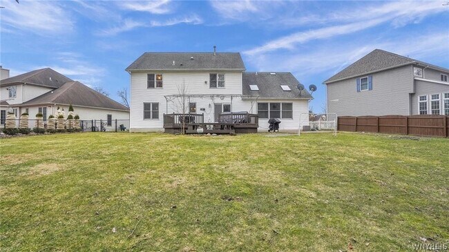 Photo - 83 Huntingwood Dr