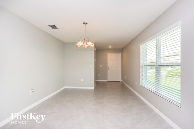 Photo - 986 7th Ave NW