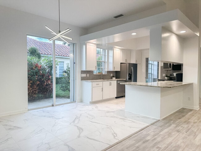 Photo - 7046 Fish Creek Ln