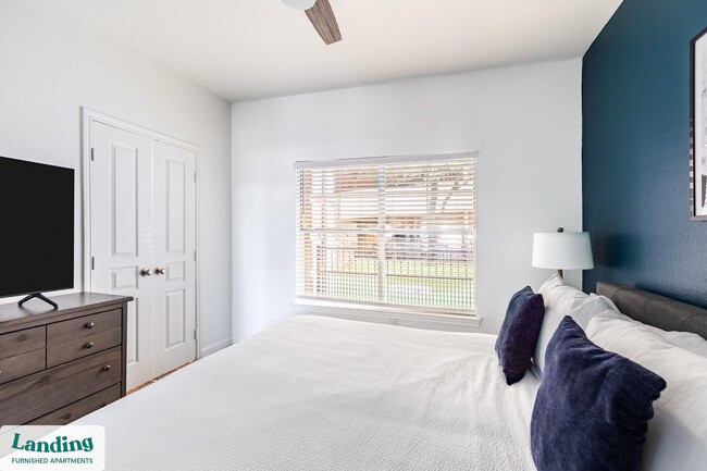 Photo - 1000 Henderson St Unidad 118