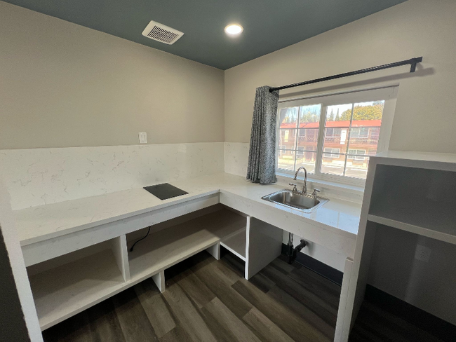 Building Photo - 3570 Pio Pico Dr Rental