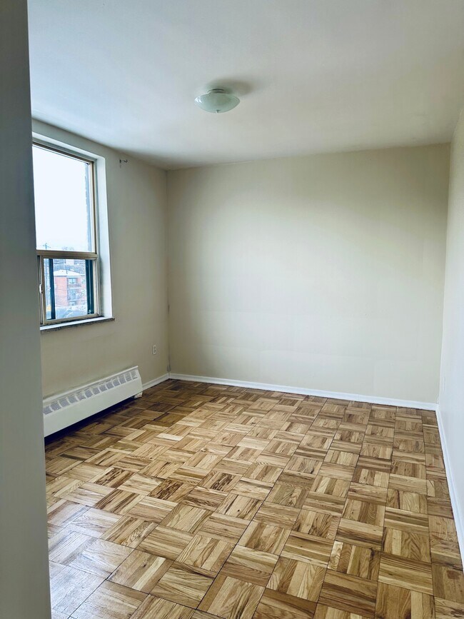 Photo - WESTLAW APARTMENTS