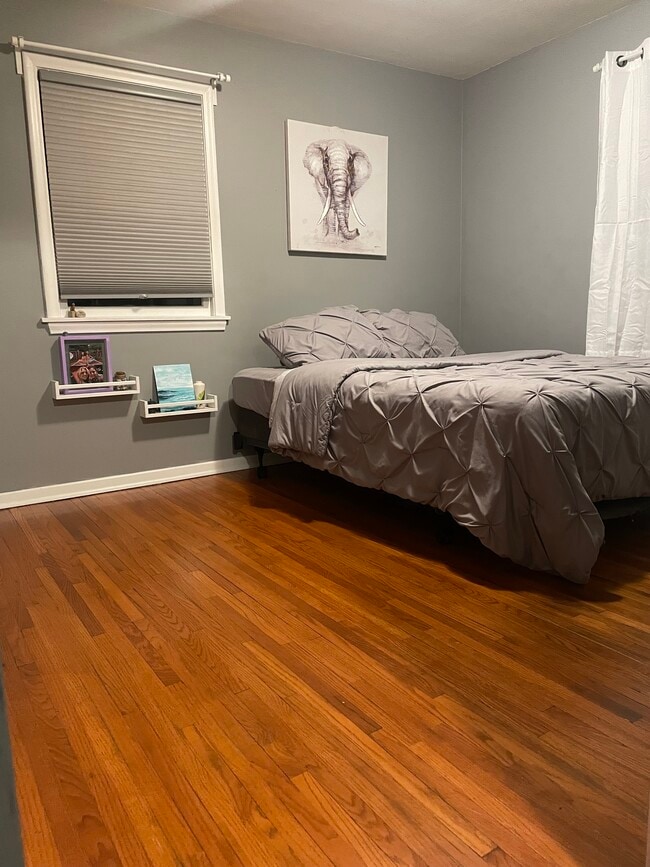 Photo - 1223 2nd St NE