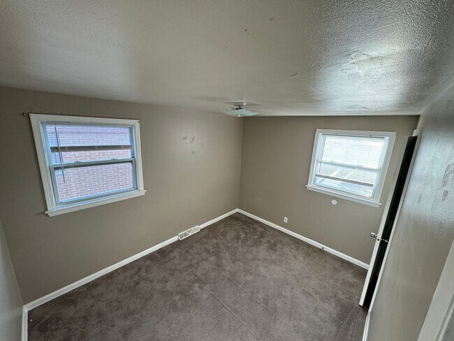 Photo - 8039-8041-8041 W Beckett Ave Unit 8041 Upper