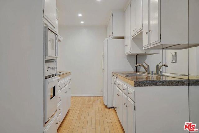 Photo - 1250 Kings Rd Unidad 1250