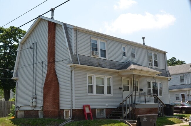 Building Photo - 714/718 Jefferson Avenue Unit 718 Jefferson Avenue Rental