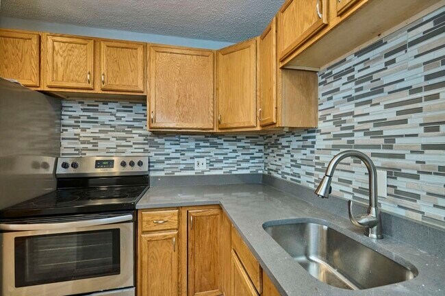 Photo - 178 Brighton Ave Unit 4