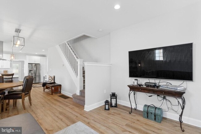 Photo - 528 Lower E Valley Forge Rd