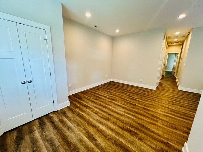 Photo - 524 Ligustrum St