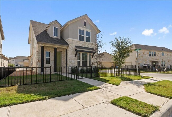 Photo - 162 McKittrick Ridge St