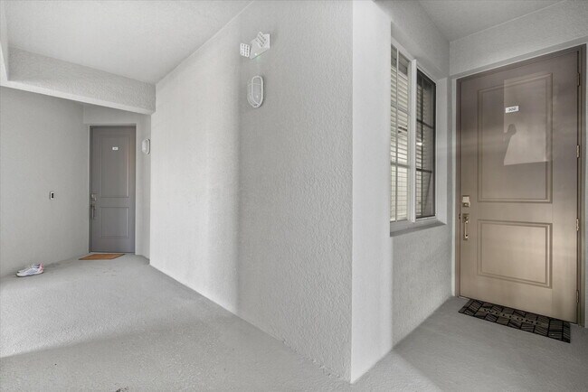 Photo - "Wellen Park G&CC - 2/2 unit on 3rd floor" Unit #302