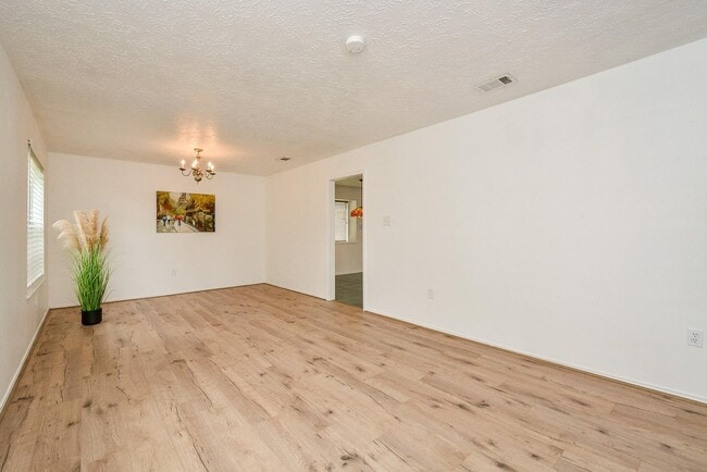 Photo - 3315 Honey Creek Dr