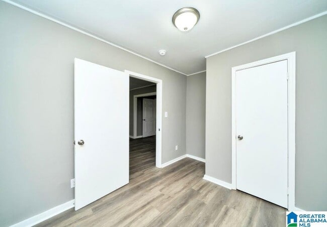 Photo - 1211 13th St N