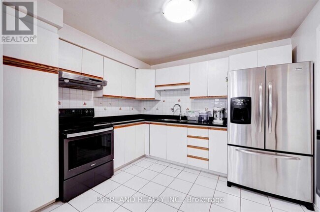 Photo - 25 Brimwood Blvd
