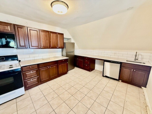 Photo - 10-12-12 Timothy Ave Unit 3