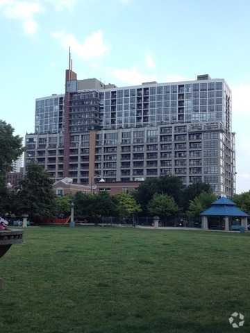 Building Photo - 1530 S State St Unit 630 Rental