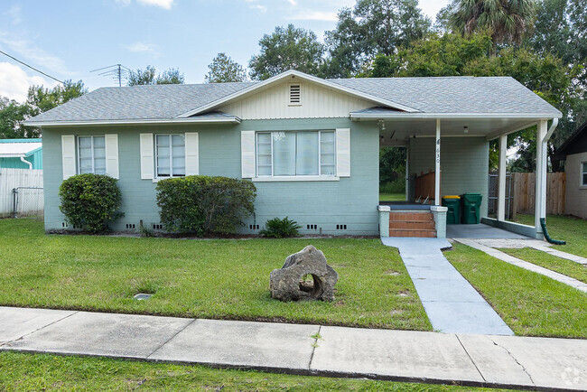 Building Photo - 630 E Indiana Ave Rental