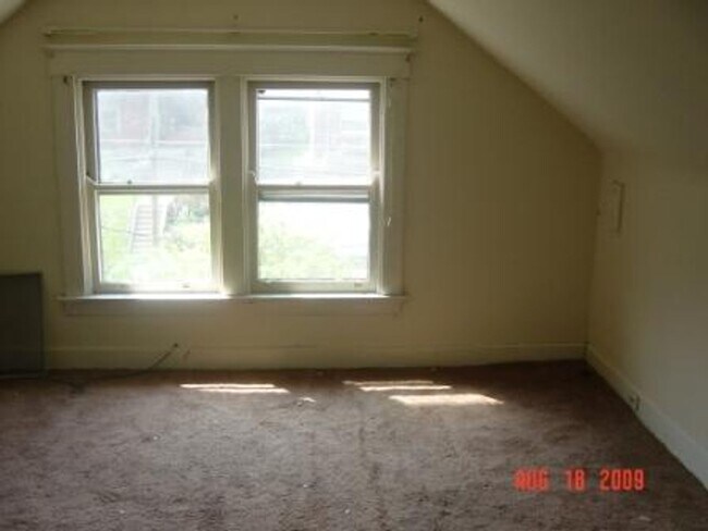 706 Trenton Ave Unit 2