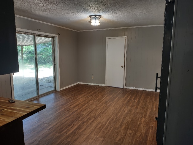 Photo - 304 Beasley St