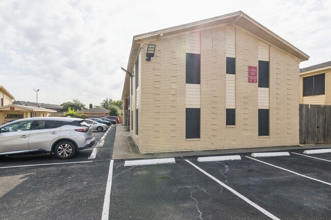 Photo - 3641 N MacGregor Way Unit 31