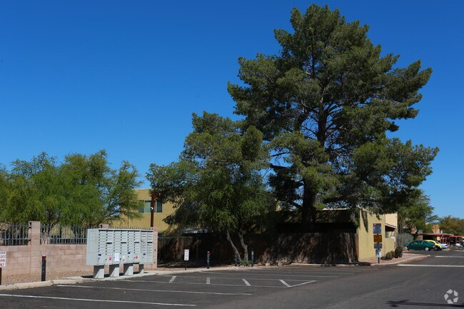 Photo - Limberlost Village