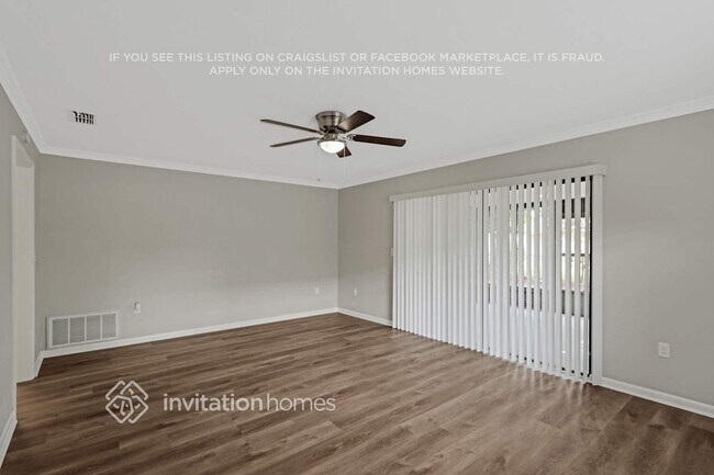 Photo - 10419 Keystone St