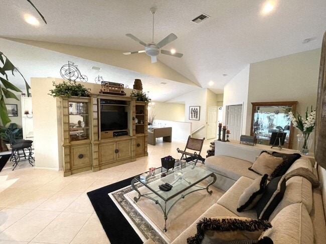 Photo - 7936 Laina Ln Unit 4