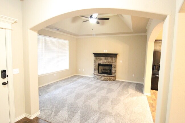 Photo - 20638 Frontier Pl
