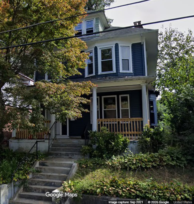 Photo - 18 Oak Ln