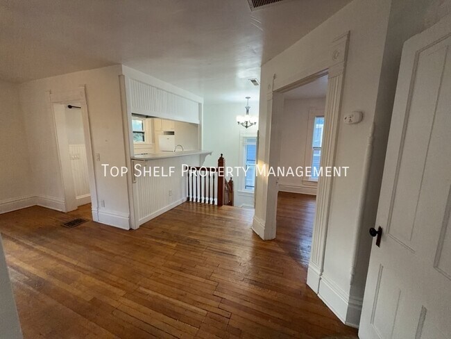 Photo - 669 19th St Unit 1