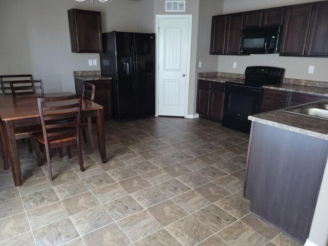 Photo - 6146 Finglas Dr