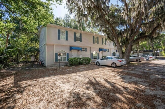 Photo - 114 Cedar St