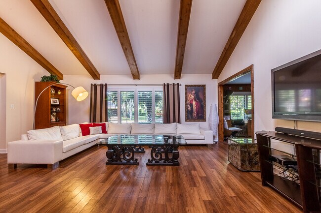 Photo - 2903 Banyan Blvd Cir NW