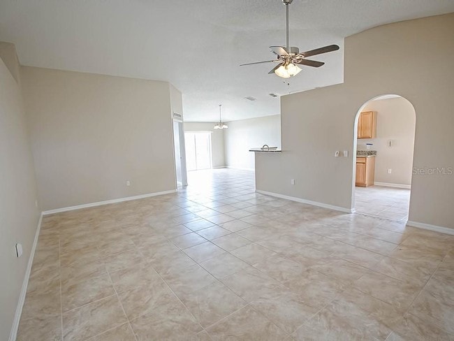 Photo - 2139 Sandridge Cir