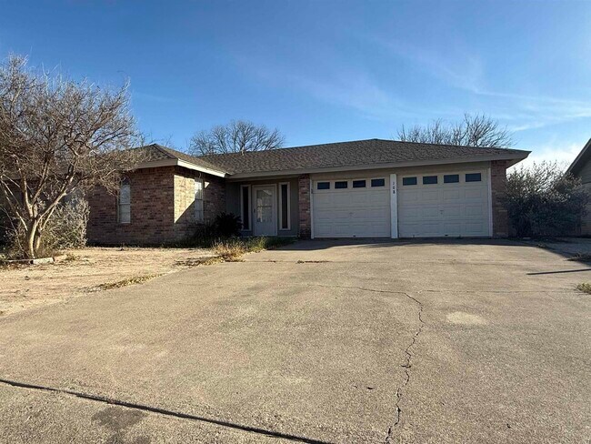 Photo - 108 Fiesta Dr