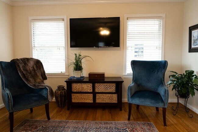 Photo - 579 Nancy St