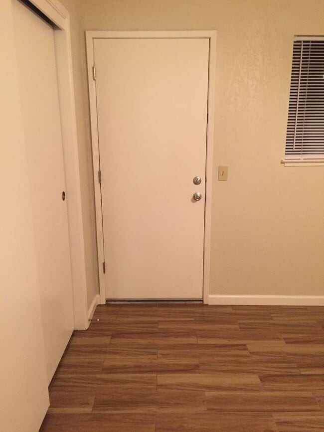 Photo - 407/409E. Alexander Unit 409 E. Alexander