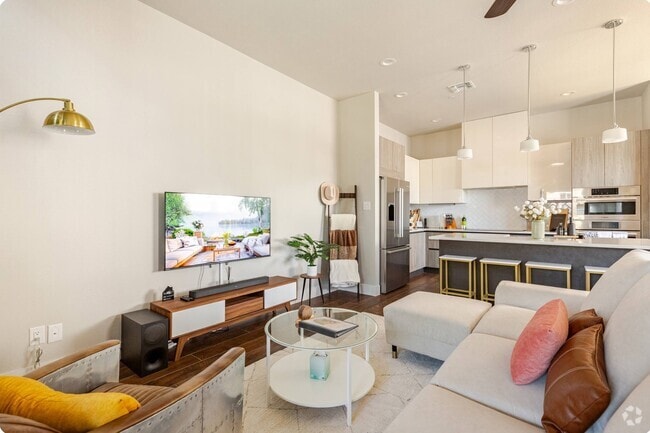 Building Photo - 1817 N Saint Marys St Unit #101 Rental