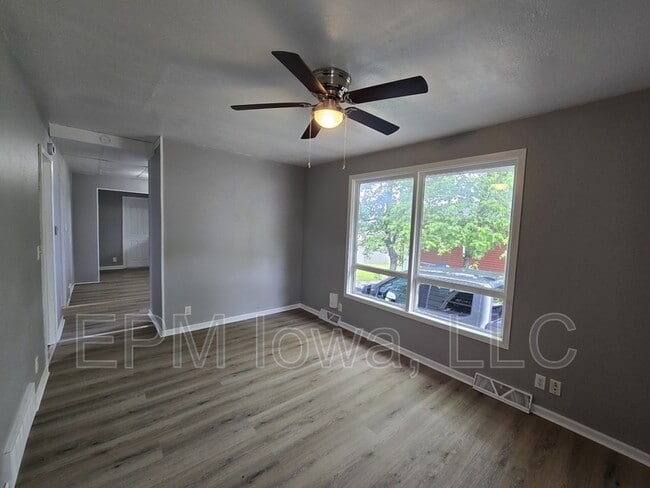 Photo - 512 Maynard Ave