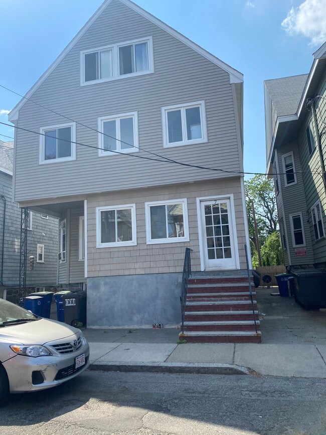 Photo - 5 Lowden Ave Unit NA