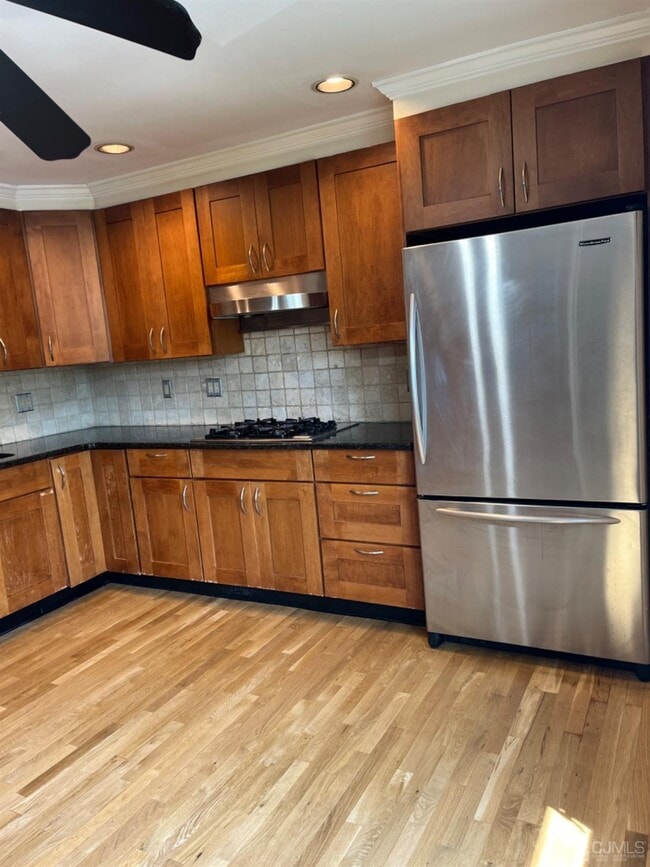 Photo - 3601 N Oaks Blvd