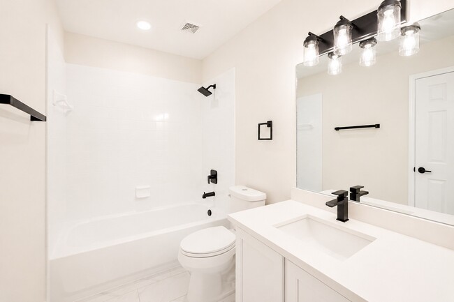 Building Photo - 654 Cypresswood Trce